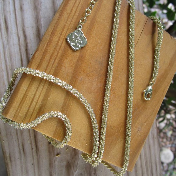 Kendra Scott Sandra Necklace Long Gold Tone - Picture 2 of 5